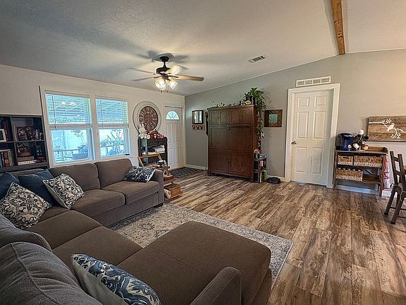 3rd image of 4769 SE Apache Dr