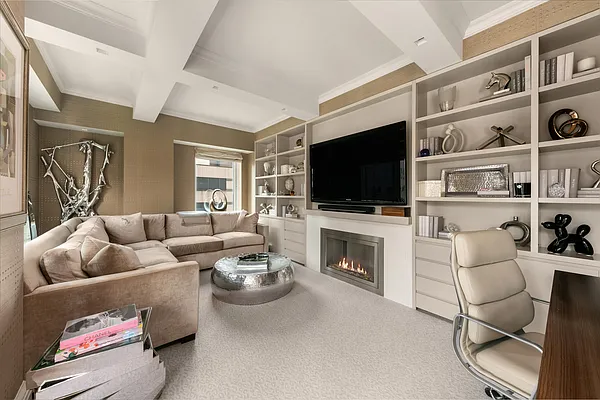 Rented by Douglas Elliman | media 39