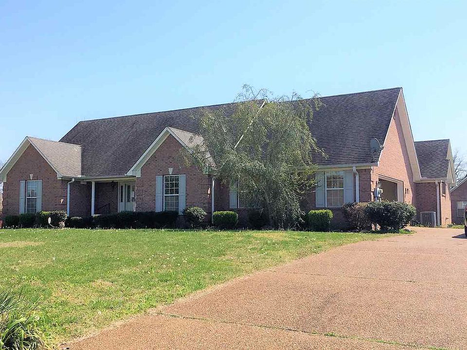 1st image of 36 Southwood Dr
