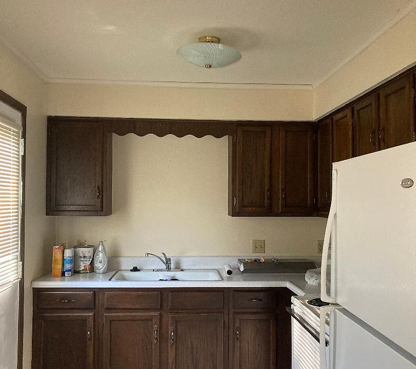 1st image of 117 W Grant St