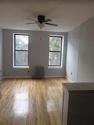 Rented by Space Real Estate | media 21