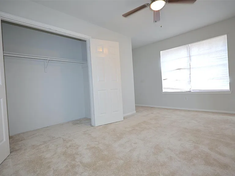 3229 Continental Dr — Photo 19
