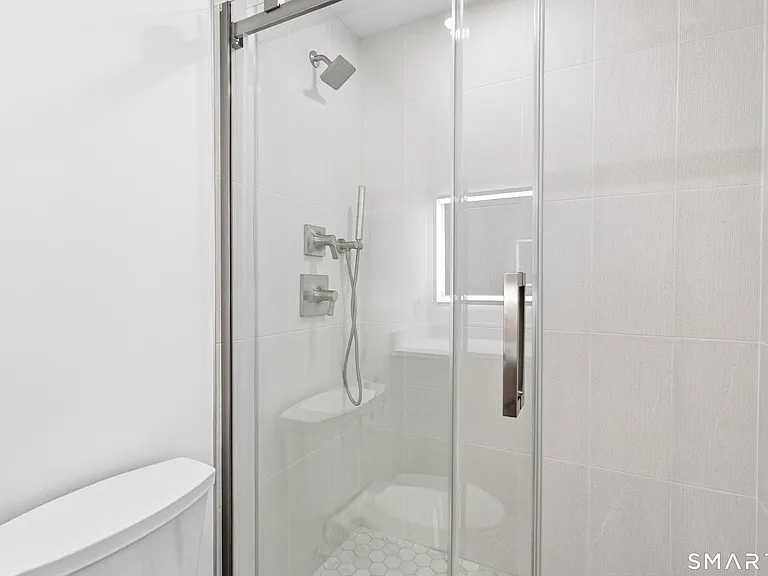 1500 Bedford St #202 — Photo 20