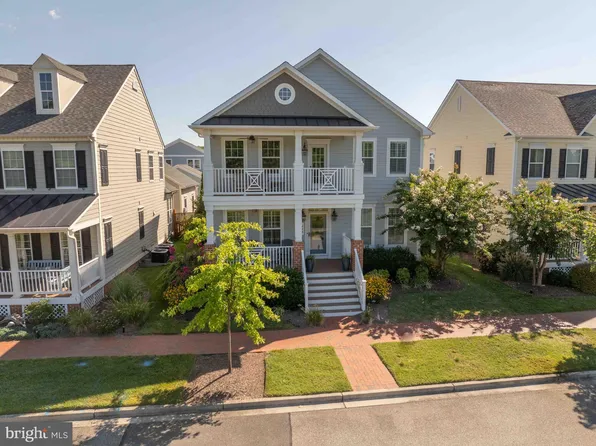 444 Macum Creek Dr, Chester, MD 21619