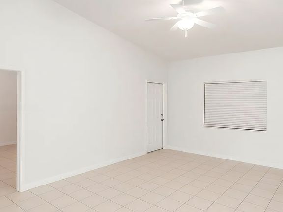 5th image of 2518 Lincoln St