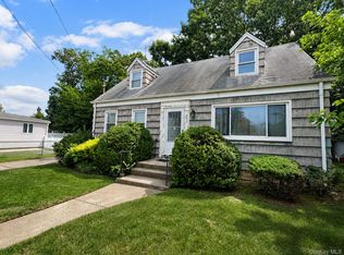 471 Eureka Avenue, Elmont, NY 11003
