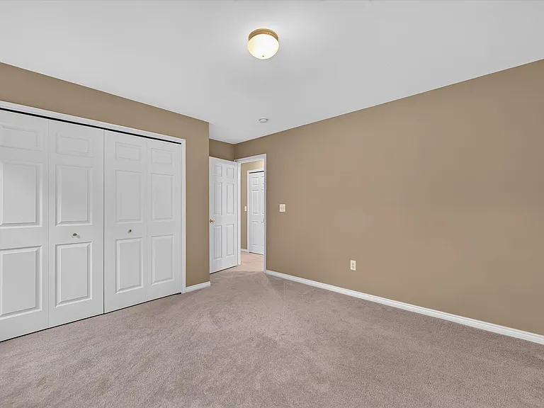 3813 Rochester Rd — Photo 24