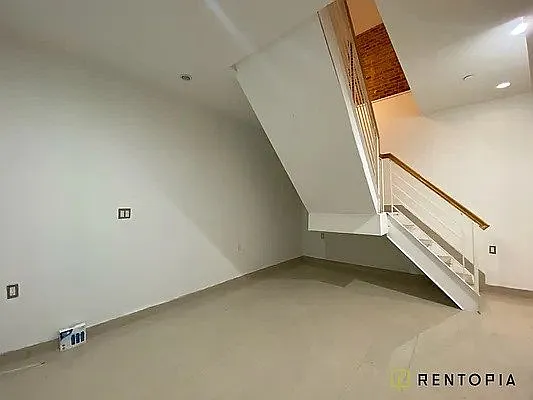 Rented by Rentopia | media 22