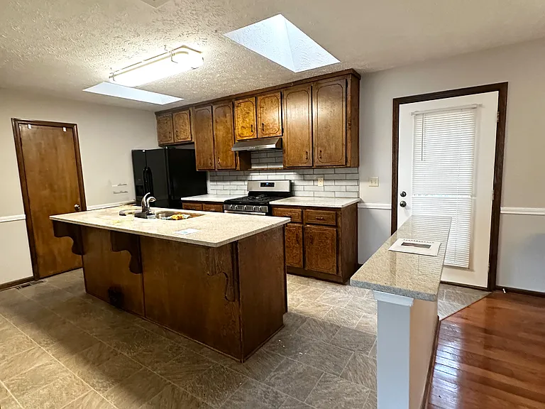 6539 Cedar Mill Cv — Photo 19