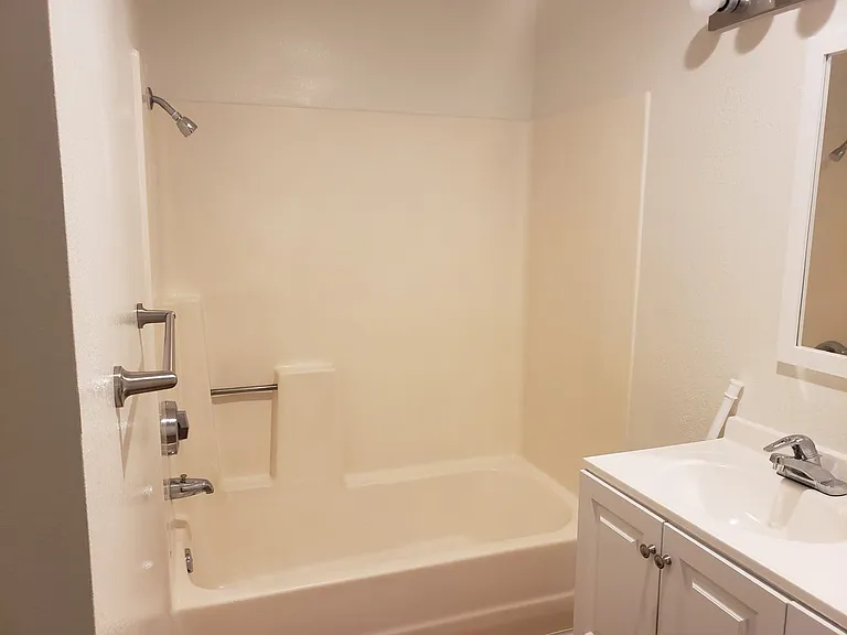 Aeg 55+ Senior Property in the Heart of HIllcrest — Photo 19