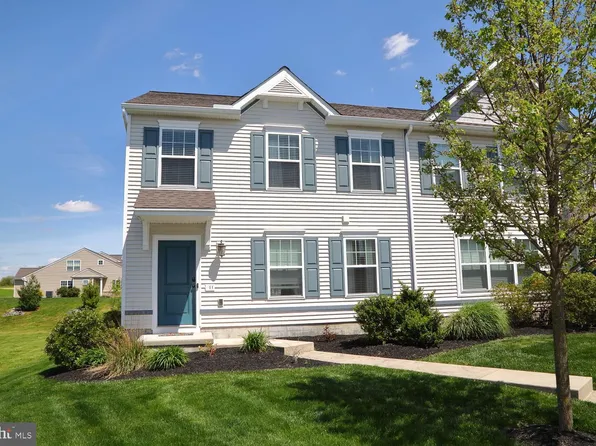 311 Cabot Cir, Willow Street, PA 17584