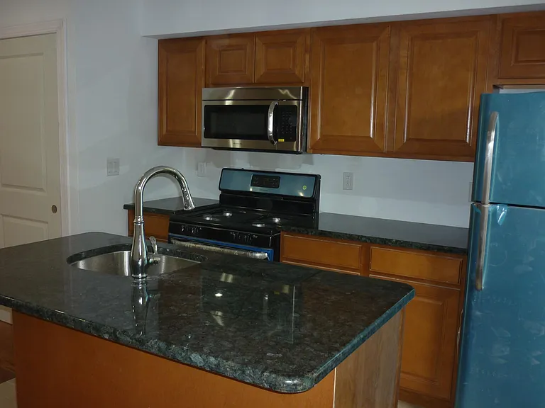 3815 Pearl St — Photo 3