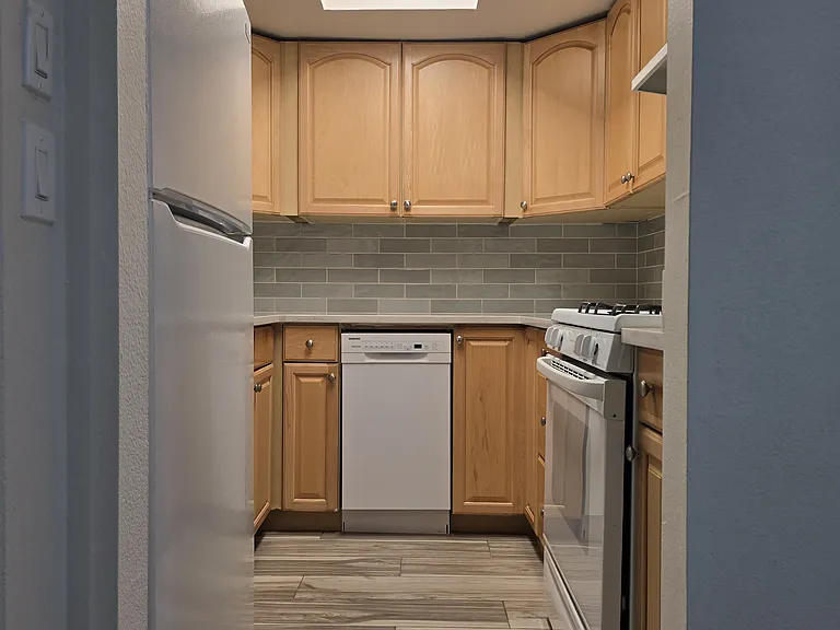1622 E Campbell Ave E #F — Photo 1