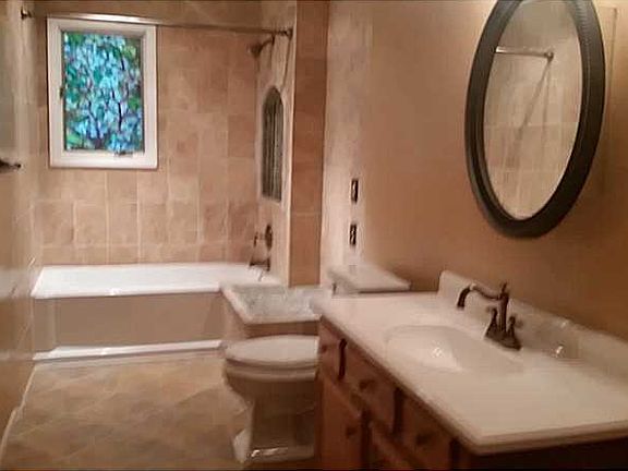 5th image of 2208 Hidden Creek Ct
