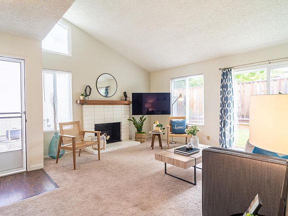 4th image of 5366 Hansell Dr