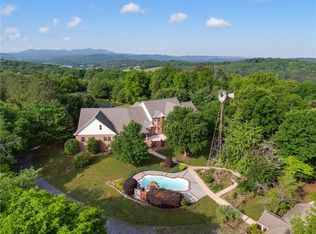 26 Chalcrest Way, Cave Spring, GA 30124