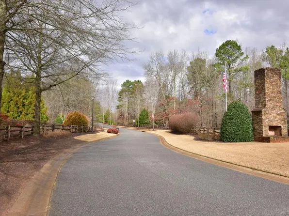 231 Rose Ridge Ct, Canton, GA 30115