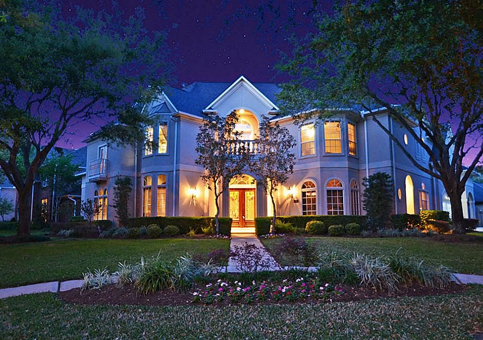 This impressive home is situated in popular Alcorn Bend!