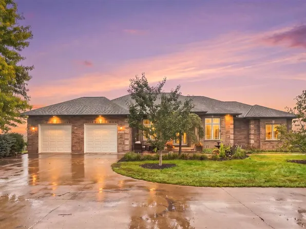 1962 140th St, Wellman, IA 52356