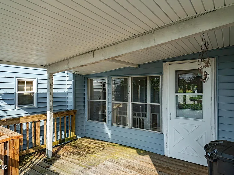 371 Oak Hill Cir — Photo 29