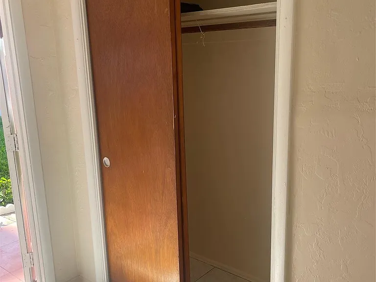 1727 Dewey St #3 — Photo 9