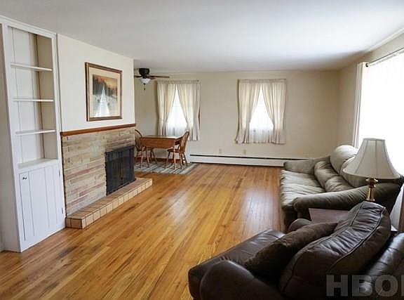 3rd image of 616 W Foulke Ave