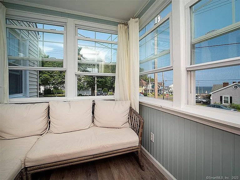 30 Seaview Ave — Photo 28