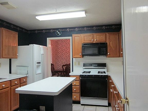 2nd image of 11475 Gullwood Dr