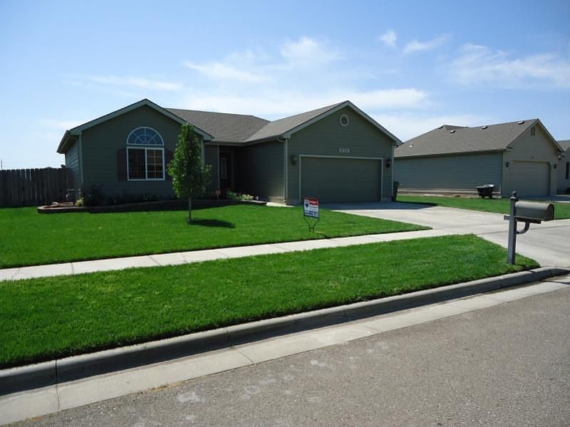 1st image of 638 Joanie Ln