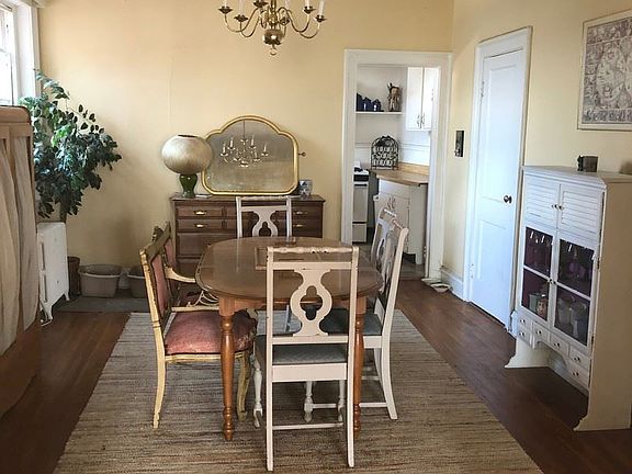 5th image of 218 S Boulevard APT 9