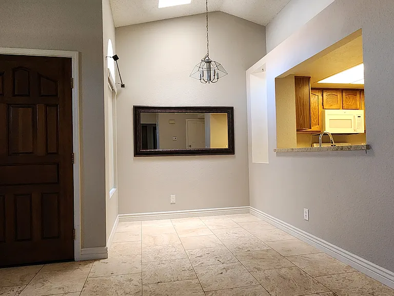 11011 N 92nd St #2084 — Photo 14