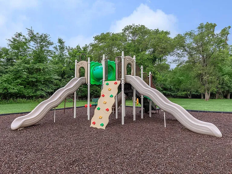 Playground at Arbors of Grandview