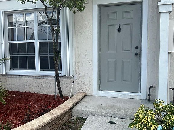 4th image of 3104 SW 50th Street #44