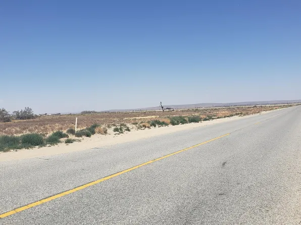 80 East St, Lancaster, CA 93535