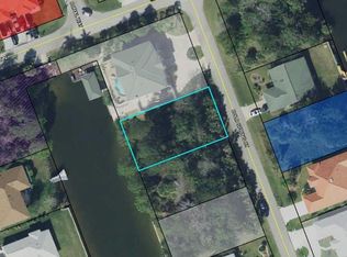 6 Cold Spring Ct, Palm Coast, FL 32137