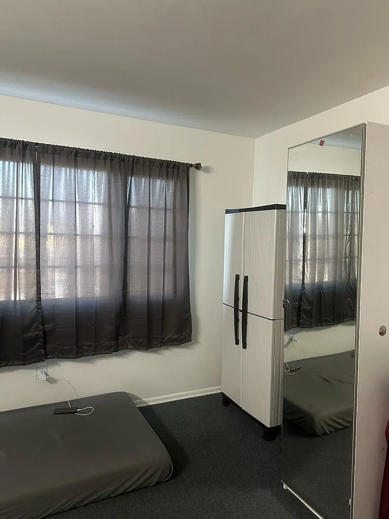 2 bed, 2110 sqft, $2,121 — Photo 4