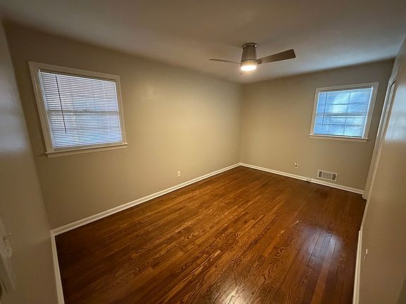 2nd image of 799 Marstevan Dr NE #801
