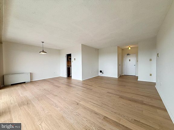 5th image of 4141 N Henderson Rd APT 1007