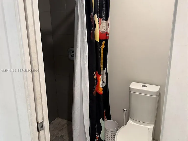 8631 Arboretum Ln — Photo 33