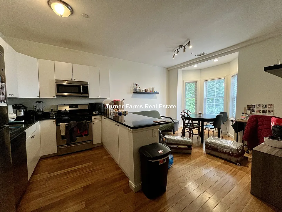 35 Forbes St