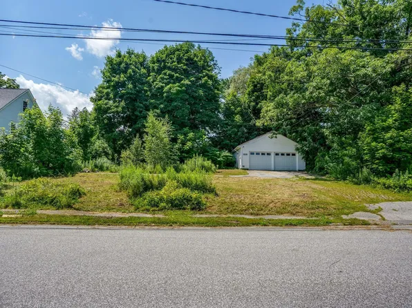 22 Spring Street, Lisbon, ME 04250