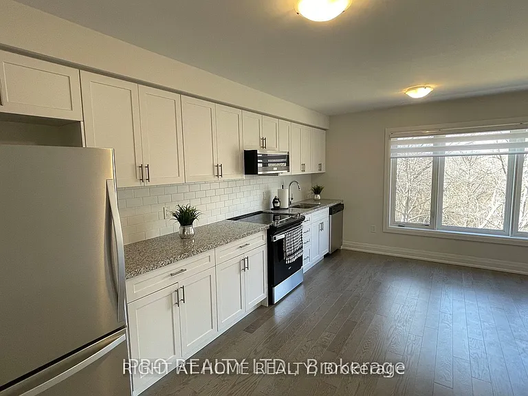 8 Creekbank Rd #2 — Photo 5