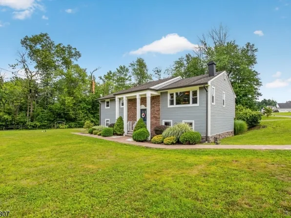 105 Jacksonville Rd, Lincoln Park Boro, NJ 07035