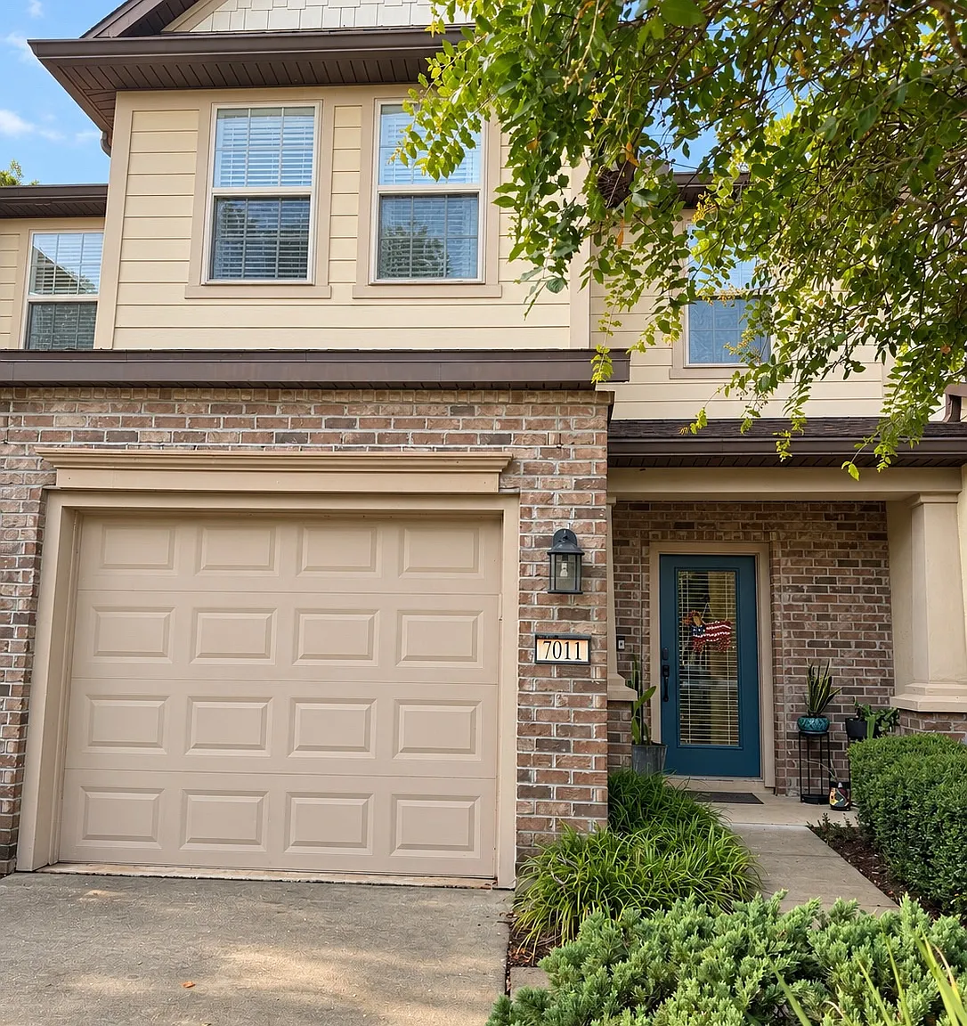 3 bed, 1576 sqft, $2,100 — Photo 2