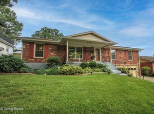 1536 Knight Rd, Louisville, KY 40216