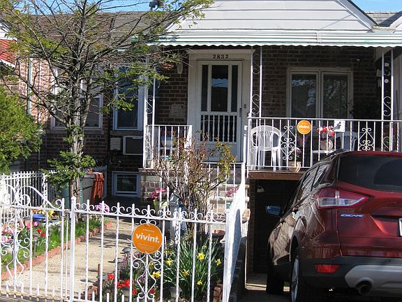 2nd image of 2832 Philip Ave