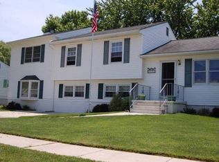 306 Roseann Ave, Cape May, NJ 08204