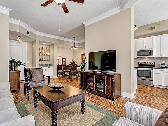 5th image of 509 Mirasol Cir APT 304