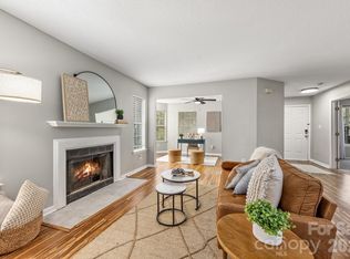 6039 Gray Gate Ln APT B, Charlotte, NC 28210