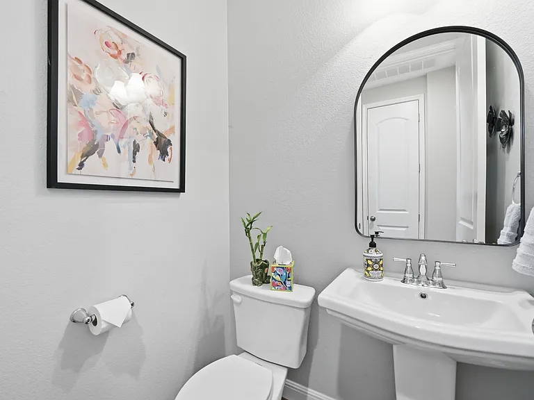135 Clearwater Way — Photo 26